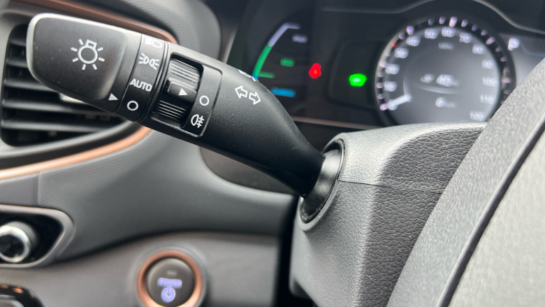 Hyundai IONIQ 88kW Electric Premium 28kWh 5dr Auto Electric Hatchback